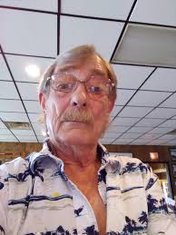 Troy Bruins vs Cincinnati Mohawks. Вы Buig Bruia ИΝ EMOMNAEI I0 CINCIRNATI