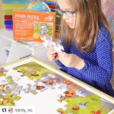 It S Puzzle Time Little Likes Kids Youtube Puzzles For Kids Youtube Kids Kids Playing