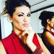 Il piccolo niccolò, loro secondo bambino, è nato con un cesareo programmato a roma. Flora Canto On Twitter Red Passion Day Love Goodlife Happiness Reddress Future Instalife Instalike Instagram Picoftheday Seeu Https T Co J3tef8ymja
