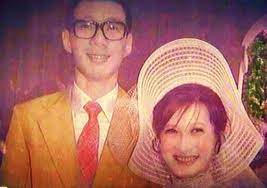 Mr lee hsien loong has been singapore's prime minister since 2004. 1978 October 28 1970s Wedding Of Lee Hsien Loong L And Dr Wong Ming Yang R Lee Hsien Loong Lee Kuan Yew Loong