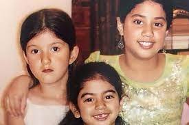 Ht entertainmentподлинная учетная запись @htshowbiz. This Childhood Pic Of Janhvi Kapoor With Shanaya And Khushi Kapoor Is Unmissable