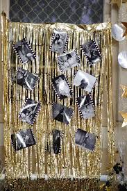 Glamorous Black And Gold 50th Birthday Party Decorations Decorate For Your Next Hollywood Themed Party With Gold Streamers And Black And White Photo Hollywood Birthday Parties Hollywood Party Theme Hollywood Birthday