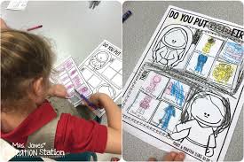 This free printable bible lesson is ideal for children at church or home. Mary And Martha Preschool Bible Lesson Mrs Jones Creation Station