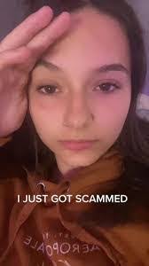 Selena Combs's Instagram, Twitter & Facebook