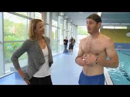 She won her first olympic medals in 1992 at the barcelona olympic games aged fourteen. Henning Fritz Beim Schwimmen Mit Franziska Van Almsick Youtube