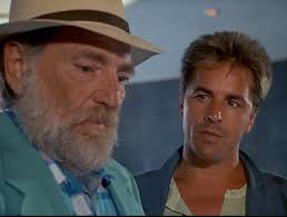 📺 El Viejo is the seventh episode of Miami Vice's third season. It  premiered