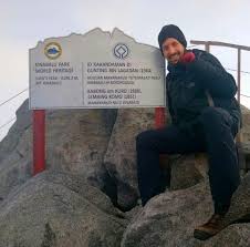 Gunung kinabalu wikipedia bahasa melayu. Kinabalu Peakbagger Com