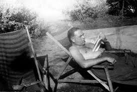 Göth is most widely recognizable as ralph fiennes' fiendish character in schindler's list, one of the american film institute's top movie villains of all time. Camp Commandant Amon Goeth Infamous From The Movie Schindler S List Standing On His Balcony Preparing To Shoot Prisoners 1943 Rare Historical Photos