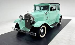 Image result for Scaraba Green 1930 Oldsmobile