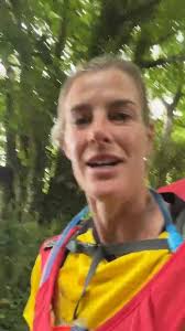 Having the best day 💛🤗@staustellcricketclub @chance_to_shine ,  @comeonlive_chance2shine ,  https://www.justgiving.com/campaign/olivias-trek-for-chance-to-shine, #hike  #walk #lejog #babybird #sofun