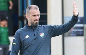 Sitemizde bulunan yazılı ve görsel içerikler izinsiz kullanılamaz. Bursaspor Teknik Direktoru Mustafa Er Ihtar Cezasi Aldi Bursa Haberleri