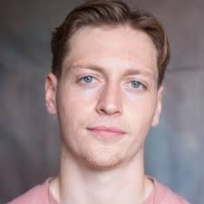 Stephanie Hume (@Stephanie_Hume1)