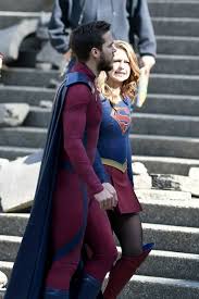 Supergirl Melissabenoist Chriswood Bts Melissa Supergirl Kara Danvers Supergirl Supergirl Dc