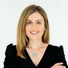 Kristen Leger's Instagram, Twitter & Facebook