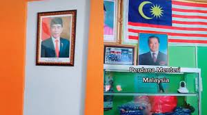 Untuk sebagian rumahnya berada di. Viral Rumah Beda Negara Ruang Tamu Di Indonesia Dapur Di Malaysia