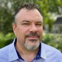 Michael Layden's Instagram, Twitter & Facebook