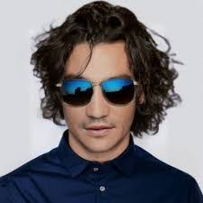 Douan Bingham's Instagram, Twitter & Facebook