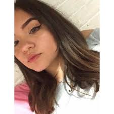 Samanta Reyes (@samyreyesc_)