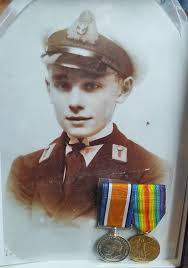 Sharing with Medal aficionados: my "Kimberley John Lindsay Collection".