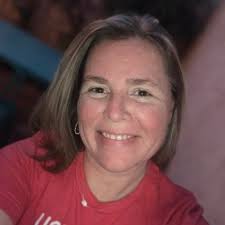 Jennifer Anderson (@JennAnneT)