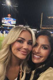 Vanessa Bryant's sweet moment with daughters at Dodgers' Game 5 loss lone  bright spot