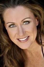 Fallon Lee's Instagram, Twitter & Facebook