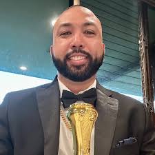 Melvin Joseph Labao Dizon (@aloha_saved_this_grunt) • Instagram photos and  videos