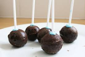 An easy chocolate cake pop maker recipe included. How To Make Cake Pops