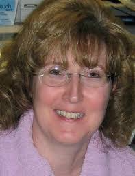 Darlene Floyd's Instagram, Twitter & Facebook