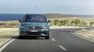 2019 vw tiguan hybrid moreover the most recent volkswagen model delivers the greatest fender to fender warranty. 2020 Volkswagen Tiguan Ii Facelift 2020 1 4 Tsi 245 Hp Ehybrid Dsg Technical Specs Data Fuel Consumption Dimensions