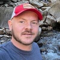 Travis Eskridge's Instagram, Twitter & Facebook