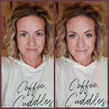 Hair and makeup for travel 👄 It makes the trip seem shorter if I feel good  🤷🏻‍♀️