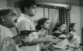 In this movie, deniro plays the role of travis bickle, who is the protagonist of the 1976 film. These Tamil Thrillers From Before The 90s Are A Must Watch The News Minute