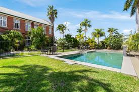 The town was settled as grazing land for cattle, and the eternal sunshine. Quality Hotel Regent Rockhampton Rockhampton Accommodation