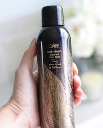 My Favorite Worth The Hype Beauty Item Oribe Apres Beach Spray 15 Minute Beauty Fanatic Beach Spray Best Sea Salt Spray Hair Shine Spray