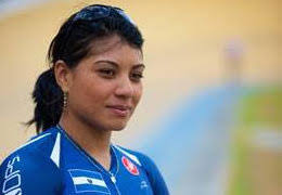 Karen Cruz viajó a Hong Kong