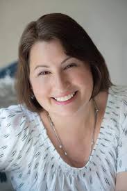 Beside Herself: LaBan, Elizabeth: 9781542093729: Amazon.com: Books