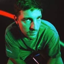 Listen to Diana Ross