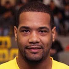 Lorenzo Gordon's Instagram, Twitter & Facebook