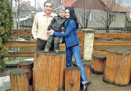 Petre roman trăieşte a doua tinerețe | foto. Petre Roman TrÄieste A Doua TinereÈe Foto Libertatea