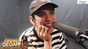 Usahakan kalian download sebagai review saja, belilah cd original. Carta Hits Gegar Naqiu Boboy By Gegar