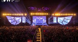 3,000+ vectors, stock photos & psd files. Djakarta Warehouse Project 2014 Djmag Com