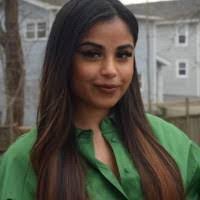 Alex Dyal's Instagram, Twitter & Facebook