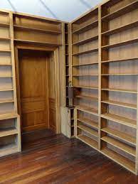 Bibliotheque Sur Mesure Porte En Tunnel A Ravancement De Moulure 30 Mm Ebrasement Egalement Le Tout En Chene Massif