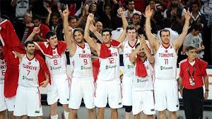 Türkiye basketbol federasyonu tarafından 1966 yılında kurulan basketbol süper ligi, sponsorlu adıyla tahincioğlu basketbol süper ligi, türkiye'de en üst düzey profesyonel basketbol ligi konumunda. Turk Basketbol Milli Takimi Basarilari Dosyasi Sneaks Cloud Blog