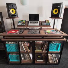 170 me gusta 19 comentarios myqe myqemusic en instagram quot bvckyard playground djbooth technic thuis studio muziek vinyl opslag muziekkamers