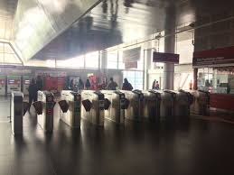 This station is located near ioi mall, and its name was taken from ioi group and bandar puchong jaya, and not under station naming rights programme run by prasarana. Kuala Lumpur Walk Pics Kuala Lumpur Lrt Ioi Puchong Jaya Station