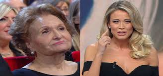 La leotta, soprattutto nell'ultimo periodo, ha accettato di buon grado ospitate & co, dettalio che dimostra la sua voglia di buttarsi in altri campi. Diletta Leotta Monologo Sulla Bellezza A Sanremo 2020 La Nonna Elena Grazie A Te