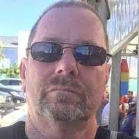 Thomas Bustard's Instagram, Twitter & Facebook