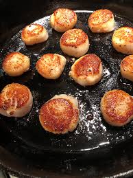 They are cooked with garlic basil butter, take less than 10 minutes, and taste incredible! Homemade Cast Iron Seared Sea Scallops Food
